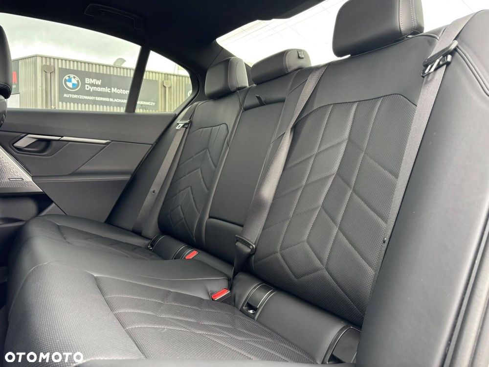 BMW Seria 5 520d xDrive mHEV M Sport - 22
