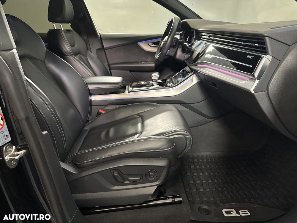 Audi Q8 - 12