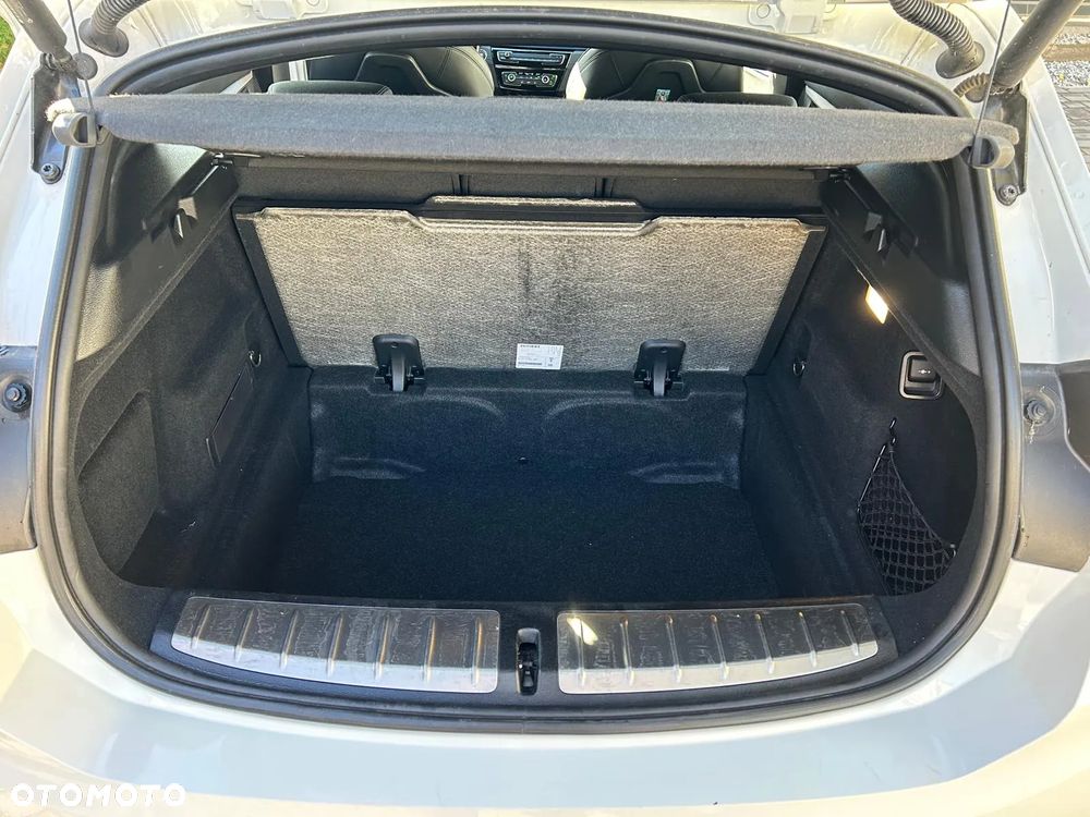 BMW X2 sDrive18i M Sport - 9