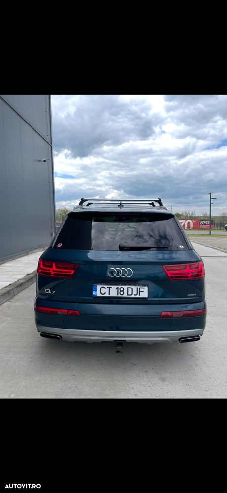 Audi Q7 - 6
