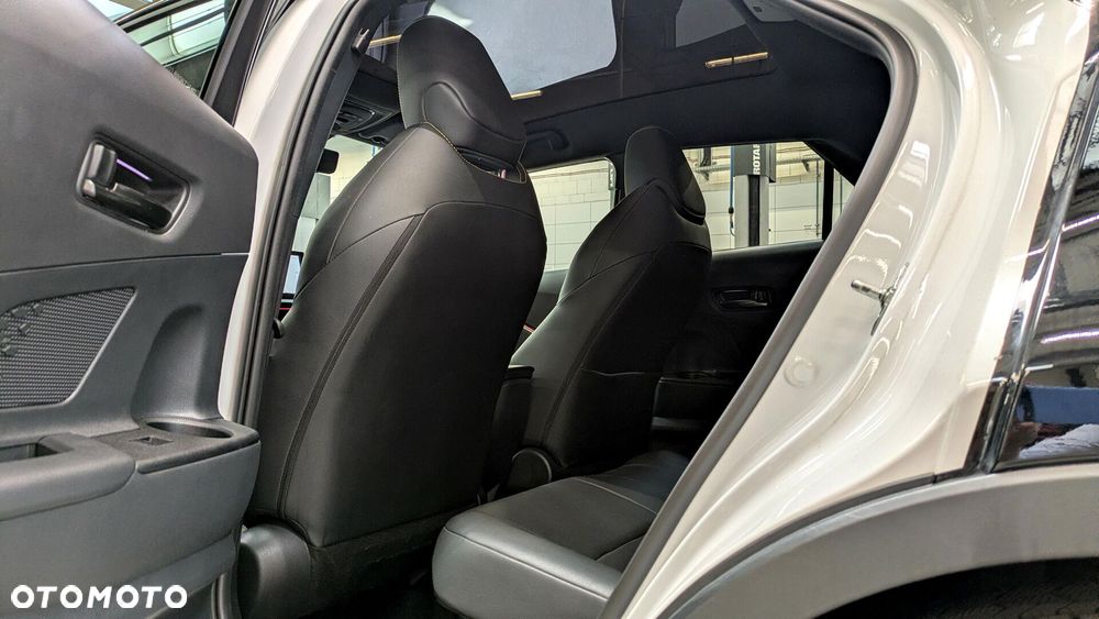 Toyota C-HR 2.0 Hybrid Dynamic Force Executive Premiere Edition - 11