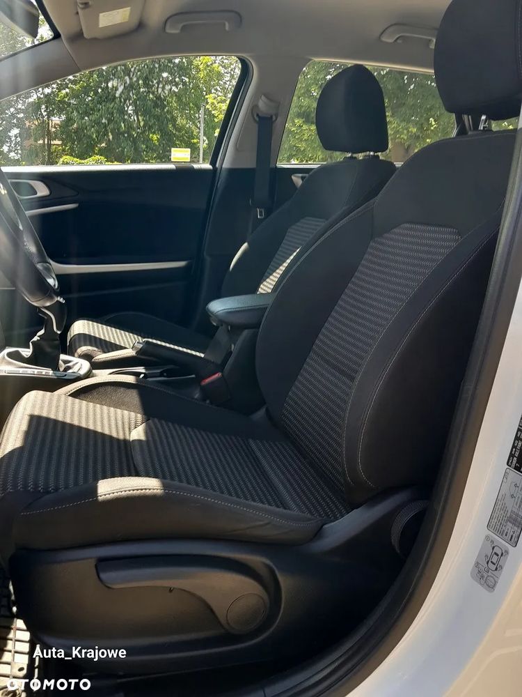 Kia Ceed 1.5 T-GDI M - 28