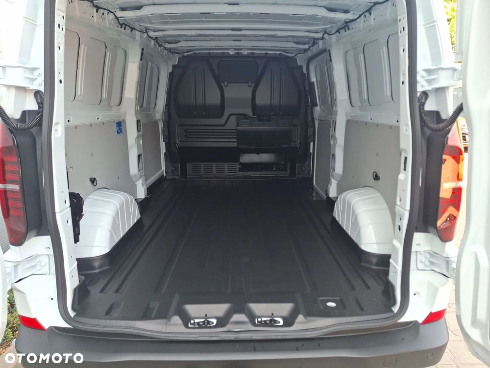 Volkswagen Transporter - 36
