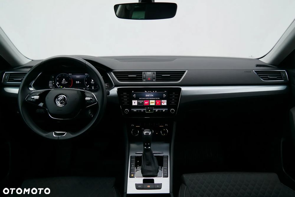 Skoda Superb 2.0 TSI Ambition DSG - 14