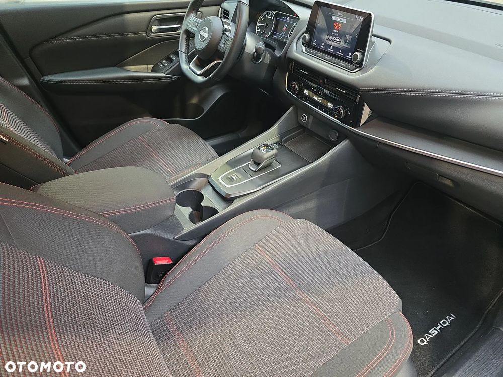 Nissan Qashqai 1.3 DIG-T MHEV Acenta Xtronic - 28