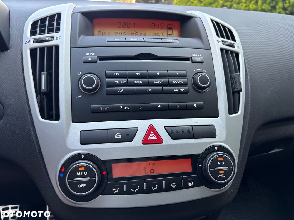 Kia Ceed ver-1-4-cvvt-isg-attract - 18