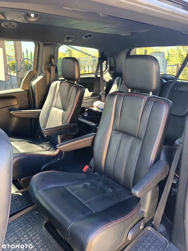 Dodge Grand Caravan 3.6 R/T - 5