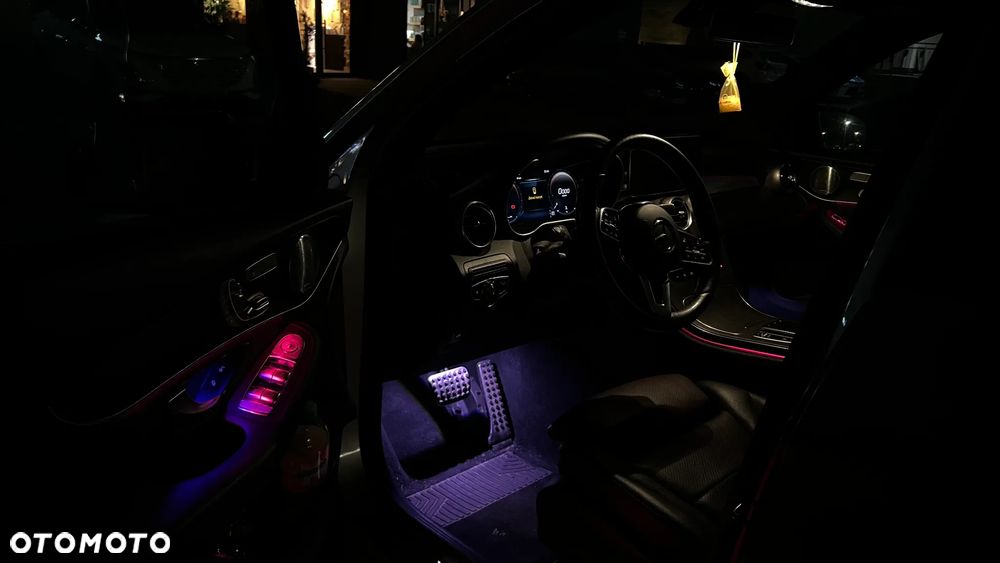 Mercedes-Benz GLC 300 4-Matic - 12
