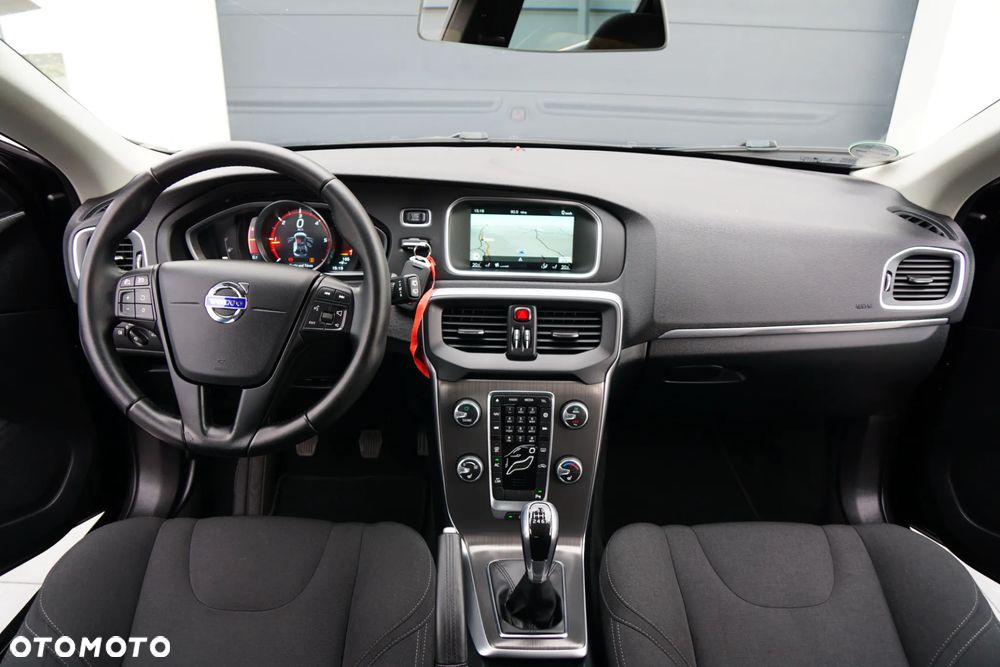 Volvo V40 D2 Linje You - 30