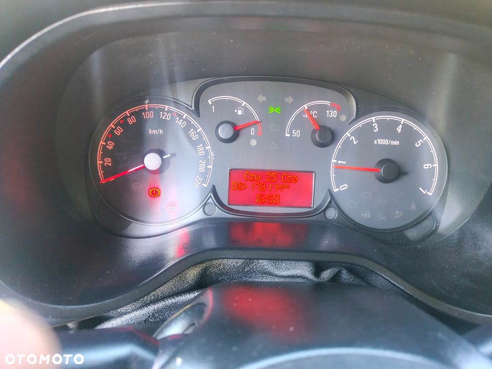 Opel Combo - 9