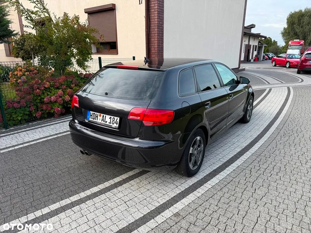 Audi A3 Sportback 2.0 FSI S line Sportpaket plus - 11