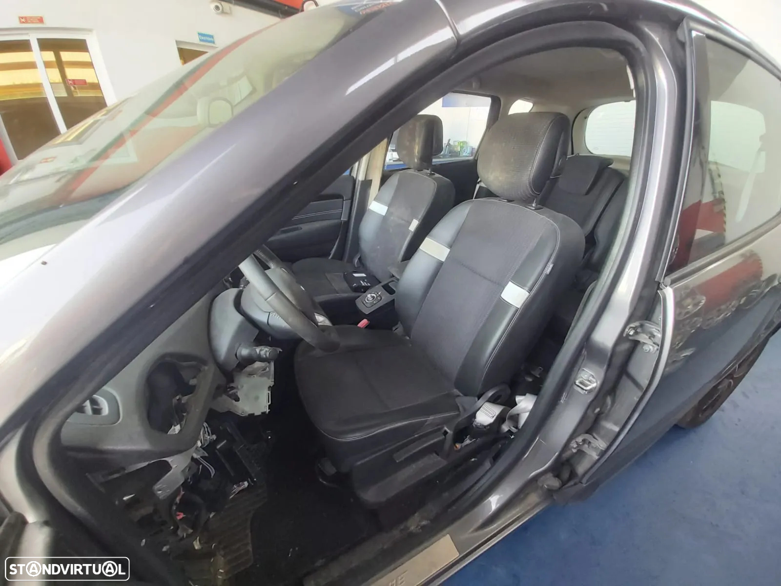 Renault Scenic 1.5 DCI  CAIXA AUTOMÁTICA  de 2009 a 2016 - 7