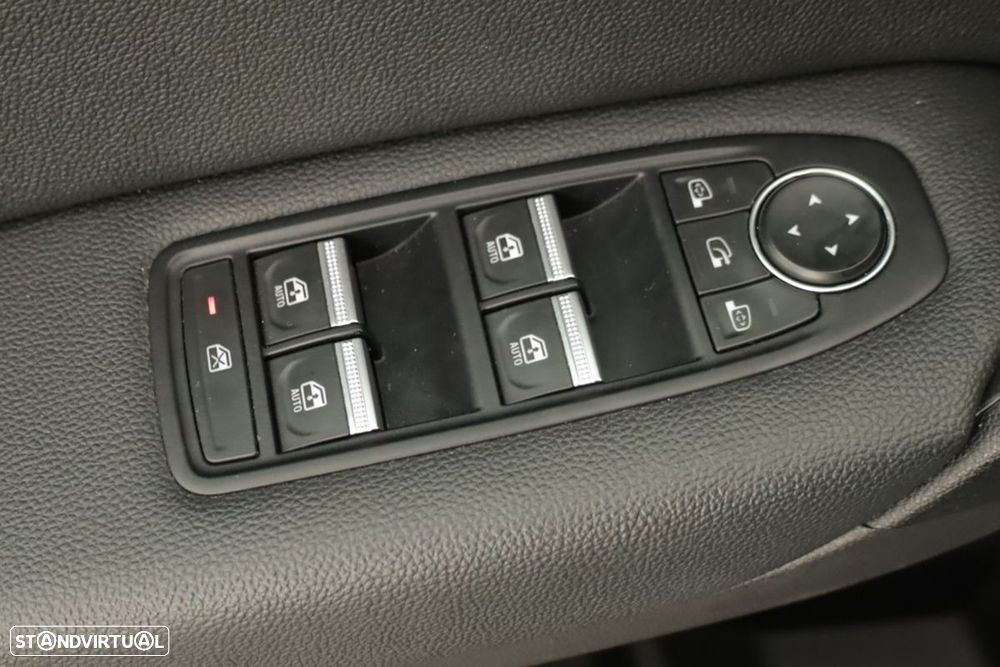 Renault Captur 1.0 TCe Techno Bi-Fuel - 22