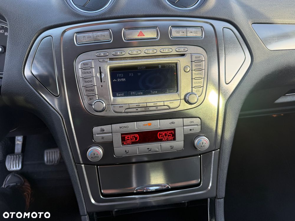 Ford Mondeo 2.0 Champions Edition - 10