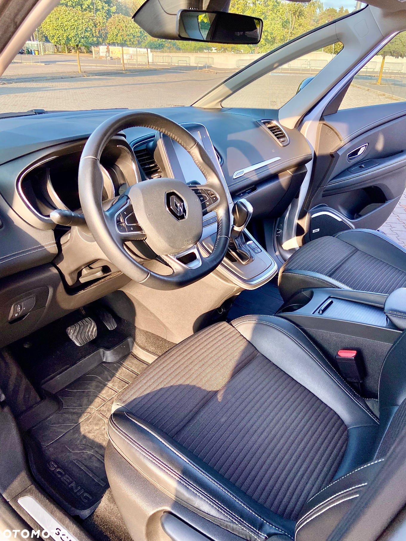 Renault Grand Scenic TCe 160 GPF EDC BOSE EDITION - 13