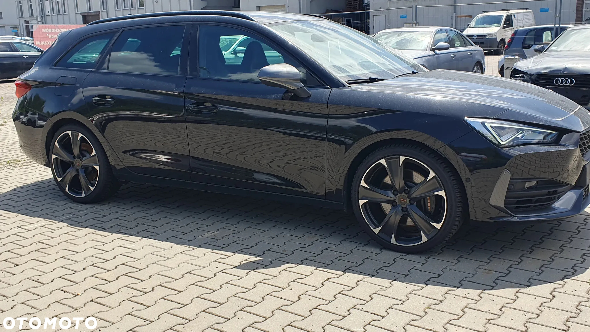 Cupra Leon 2.0 TSI VZ DSG - 2