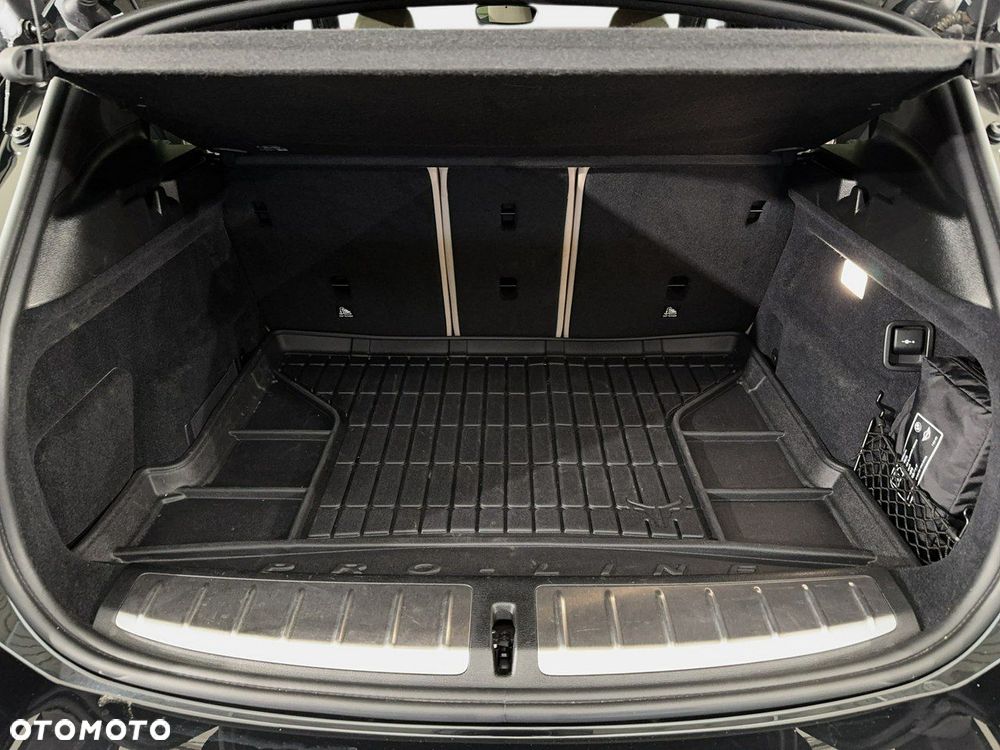 BMW X2 - 16