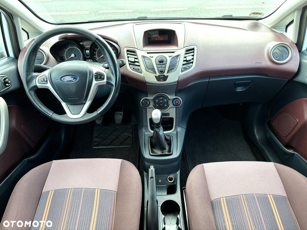 Ford Fiesta - 7
