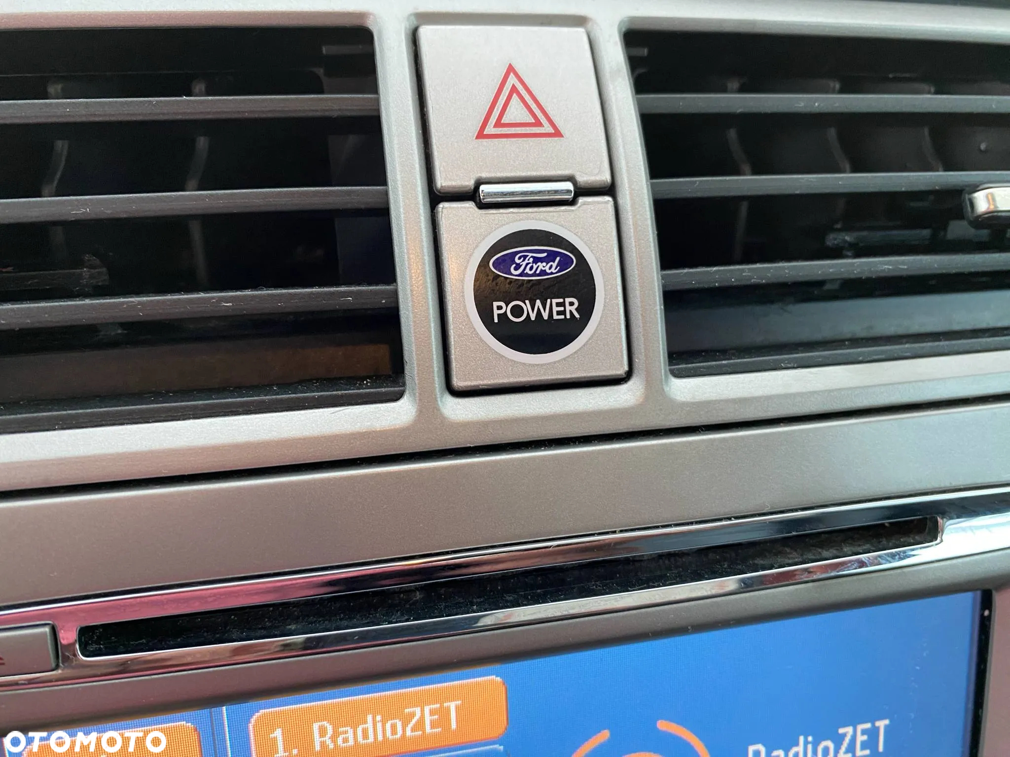 Ford Kuga 2.0 TDCi Titanium - 12