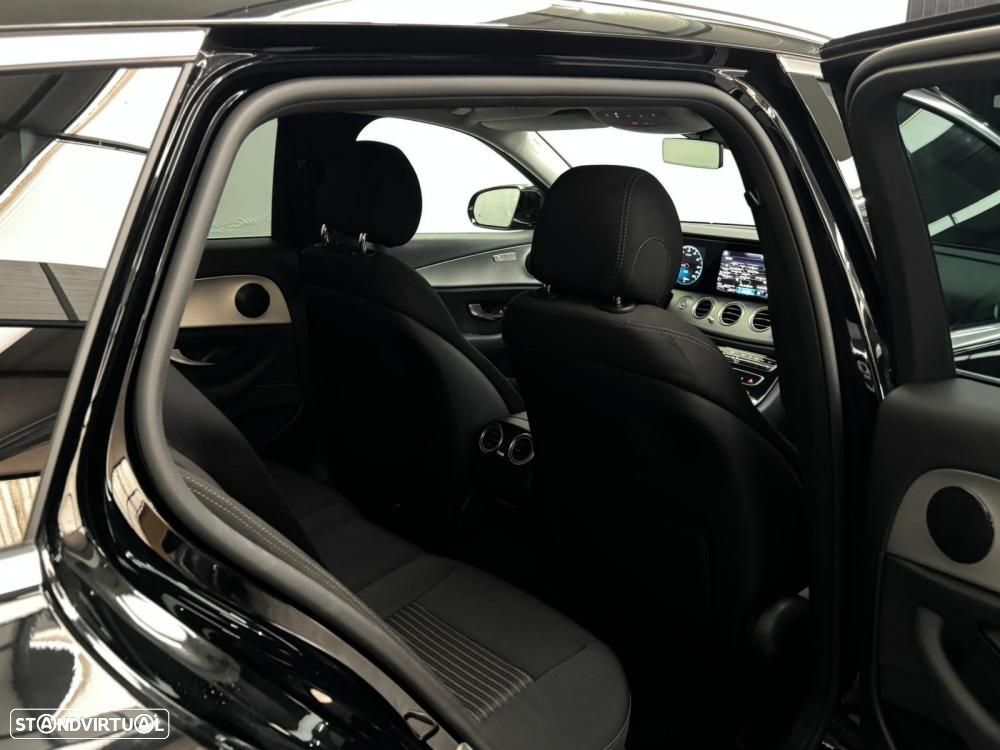 Mercedes-Benz E 300 de AMG Line - 24