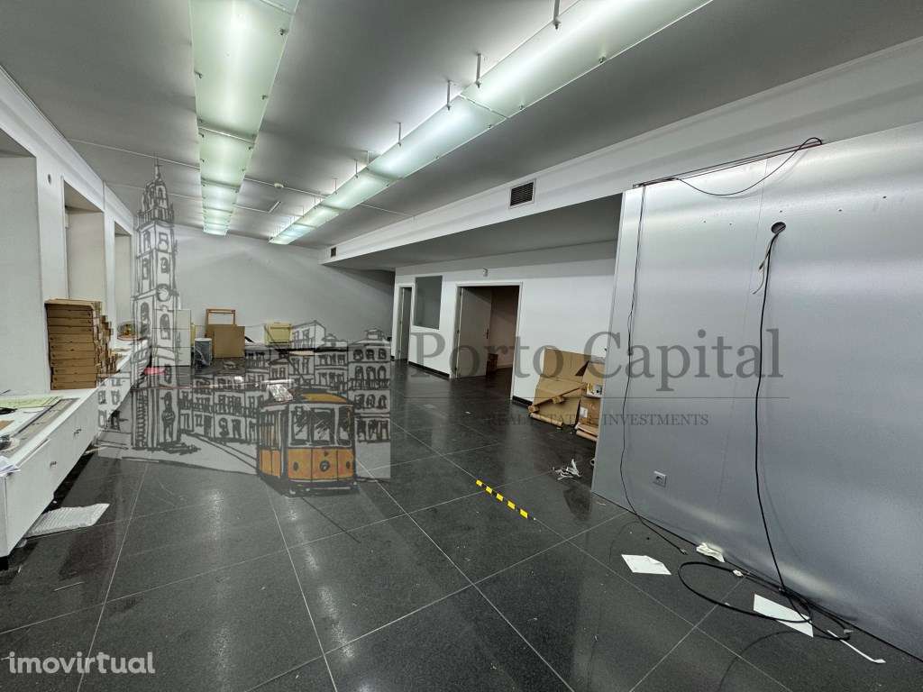 Espaço Comercial + Garagens Excelente Investimento em Leça da Palmeira - Grande imagem: 4/42