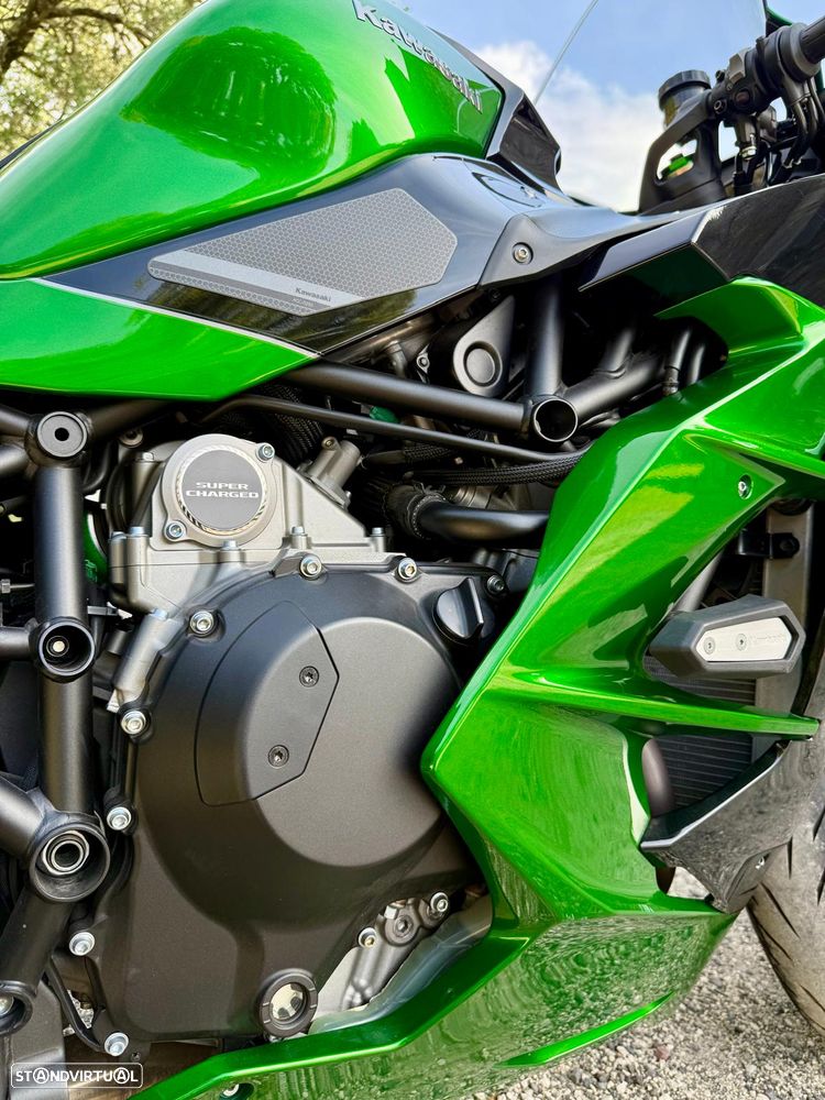 Kawasaki Ninja H2 SX Performance - 7