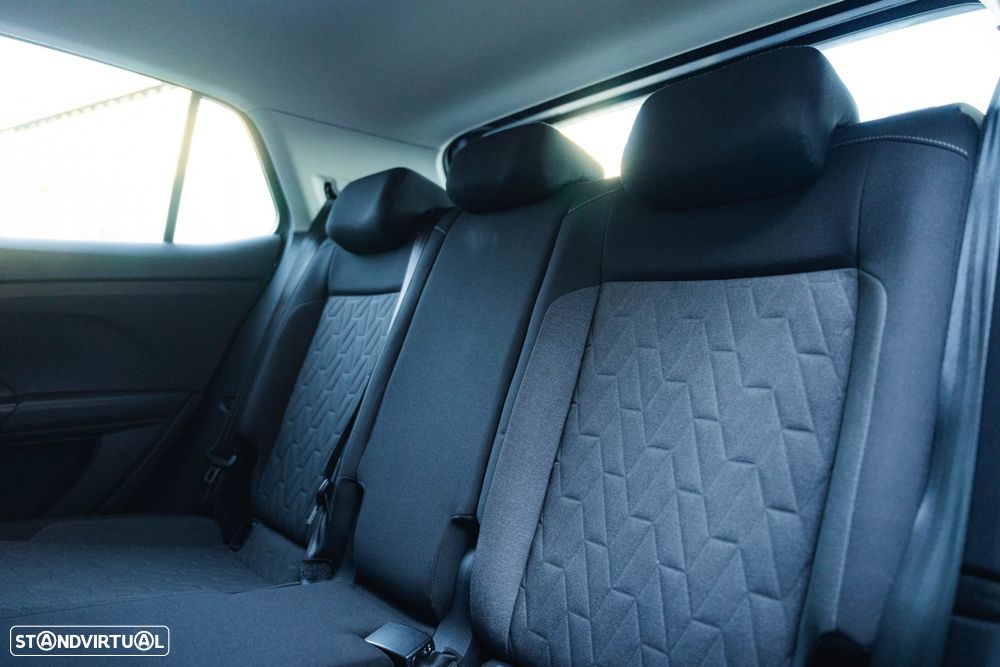 VW T-Cross 1.0 TSI Urban DSG - 38