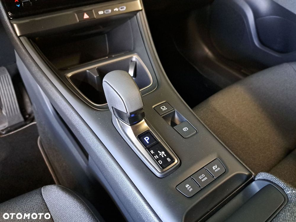 Lexus LBX 1.5 Hybrid - 27