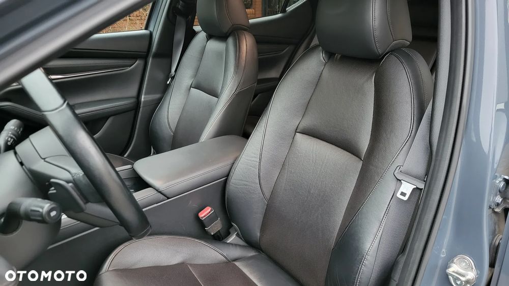 Mazda 3 2.0 mHEV Hikari - 18