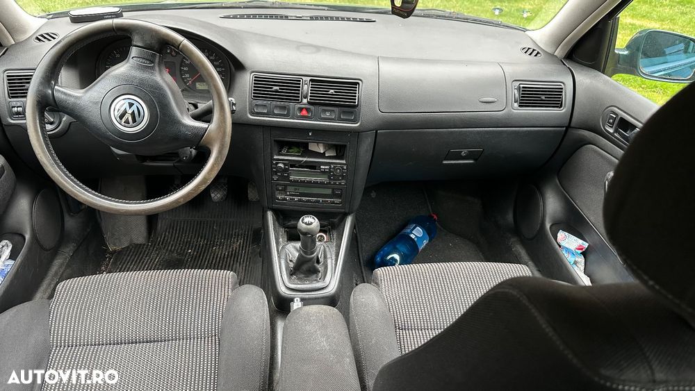 Volkswagen Golf 1.9 TDI - 8