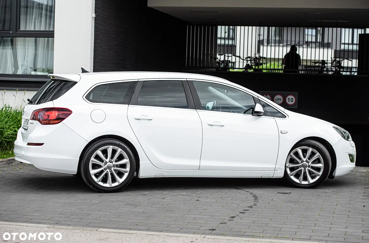 Opel Astra - 14