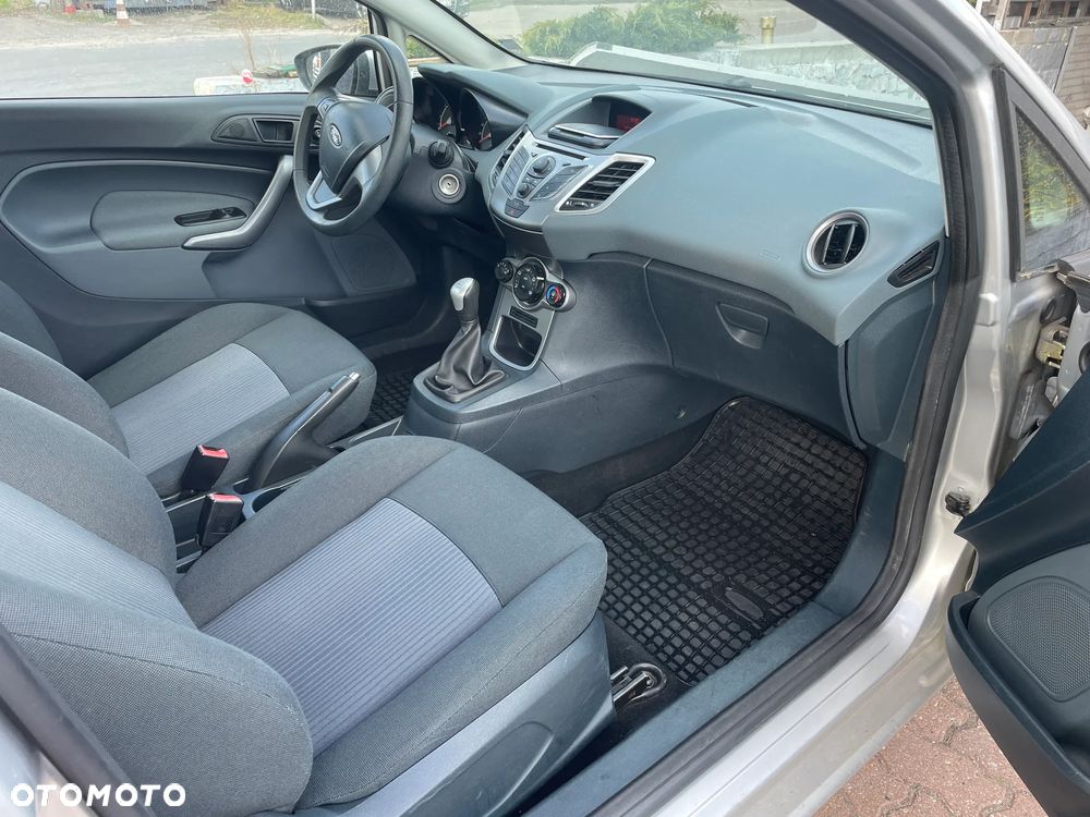 Ford Fiesta 1.25 Trend - 9