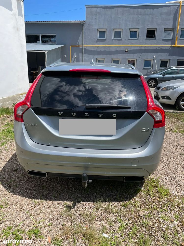 Volvo V60 D4 DRIVe Momentum - 3