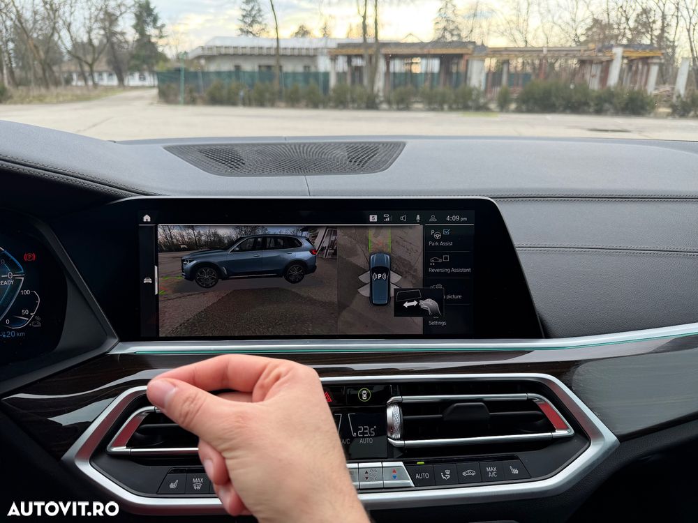 BMW X5 xDrive45e - 34