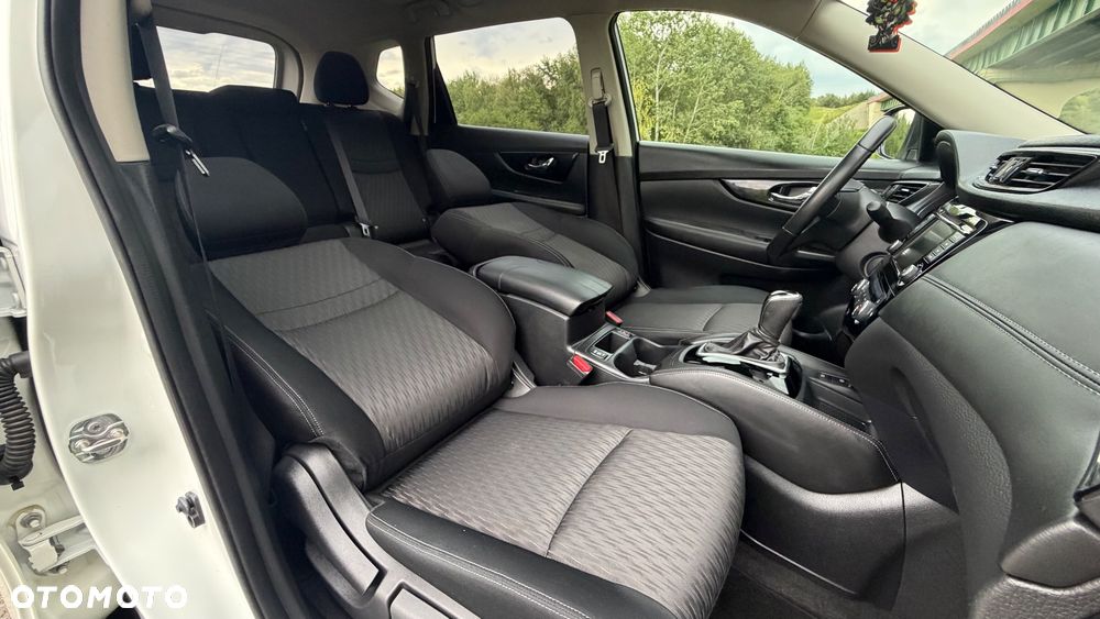 Nissan X-Trail 1.3 DIG-T N-Connecta - 25