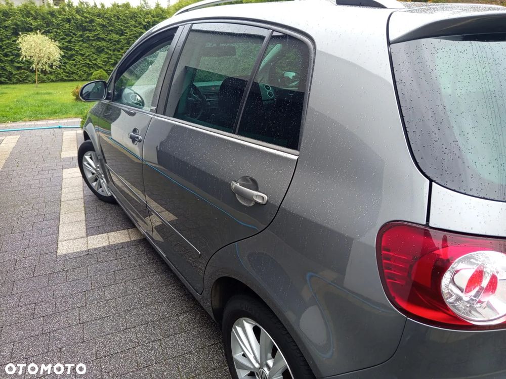 Volkswagen Golf Plus 1.6 TDI DPF Style - 17