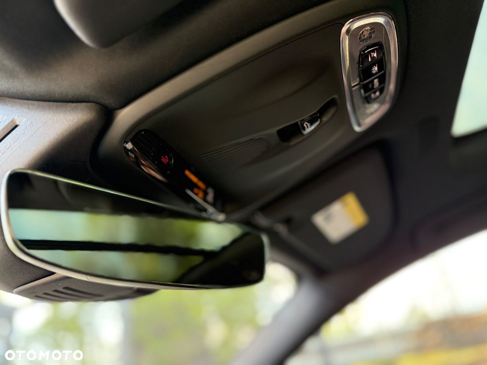 Volvo XC 60 T6 AWD Geartronic Inscription - 35