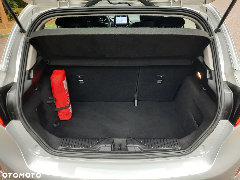 Ford Fiesta 1.0 EcoBoost S&S TITANIUM - 29