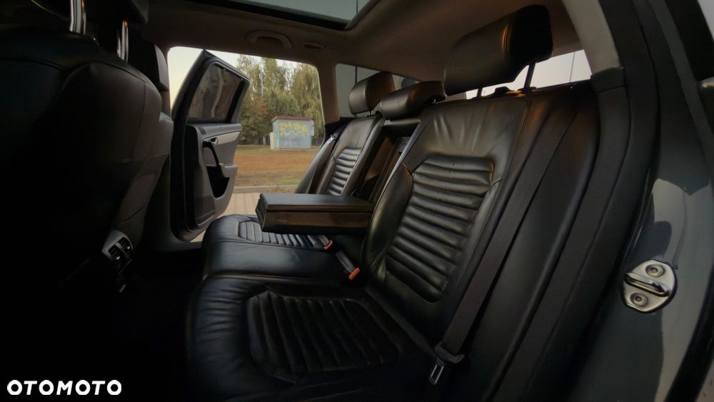 Volkswagen Passat - 28