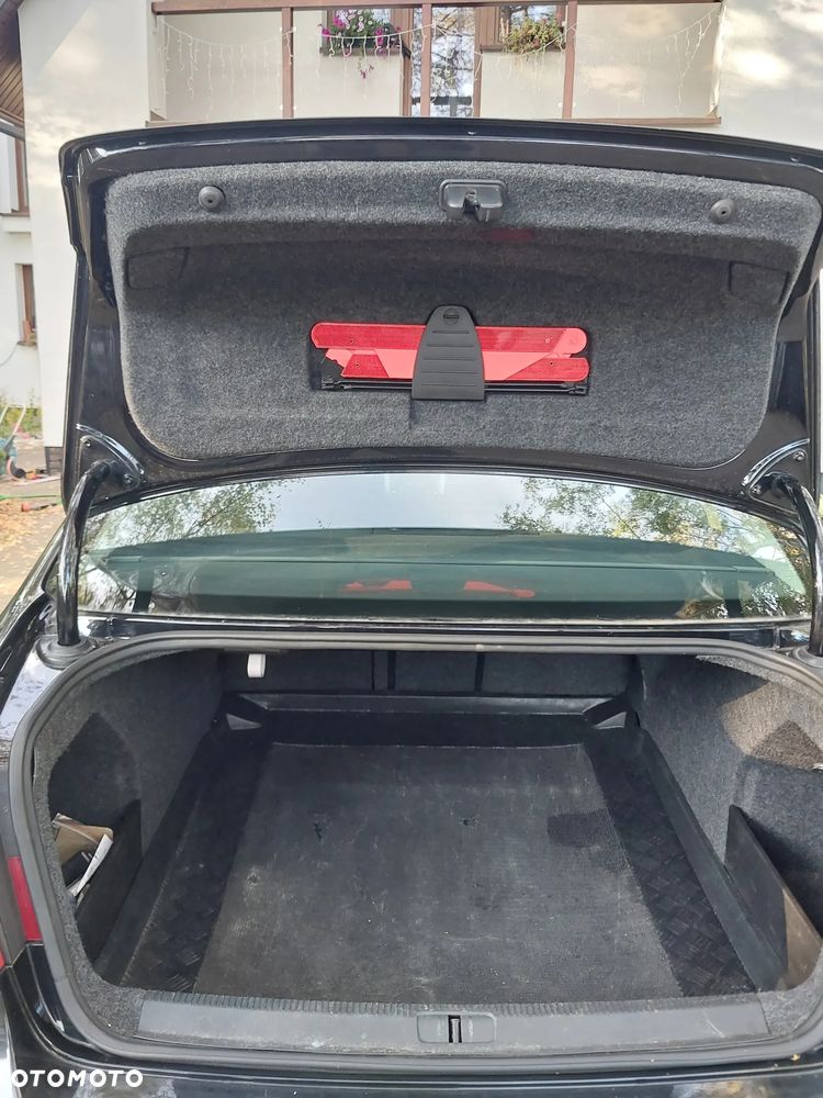 Volkswagen Passat 1.8 TSI Sportline - 16