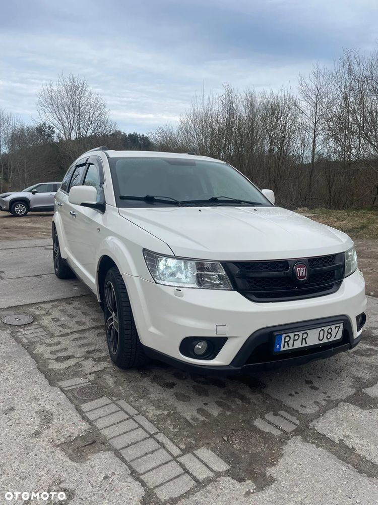 Fiat Freemont 2.0 Multijet Black Code AWD - 1