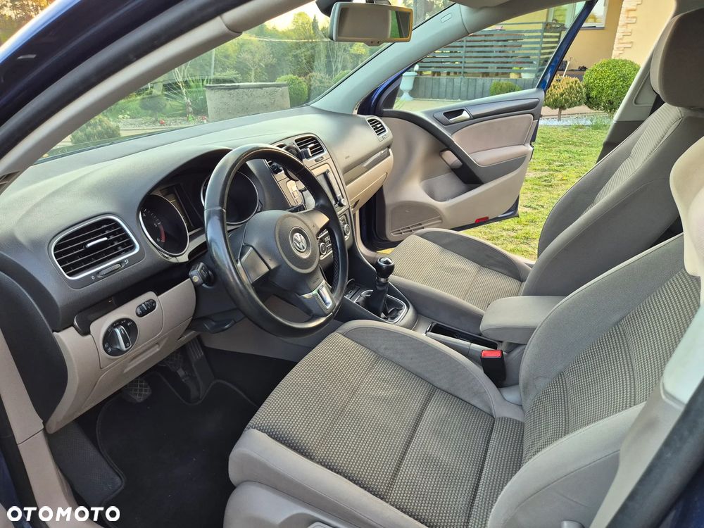 Volkswagen Golf 2.0 TDI Highline - 17