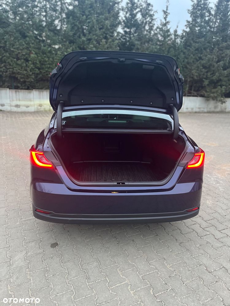 Toyota Camry 2.5 Hybrid Dynamic Force Executive e-CVT - 5