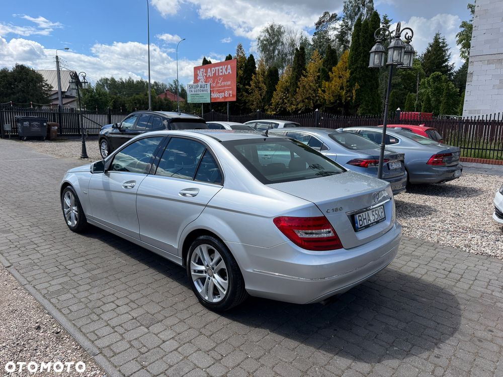 Mercedes-Benz Klasa C 180 CGI BlueEff Avantgarde - 3