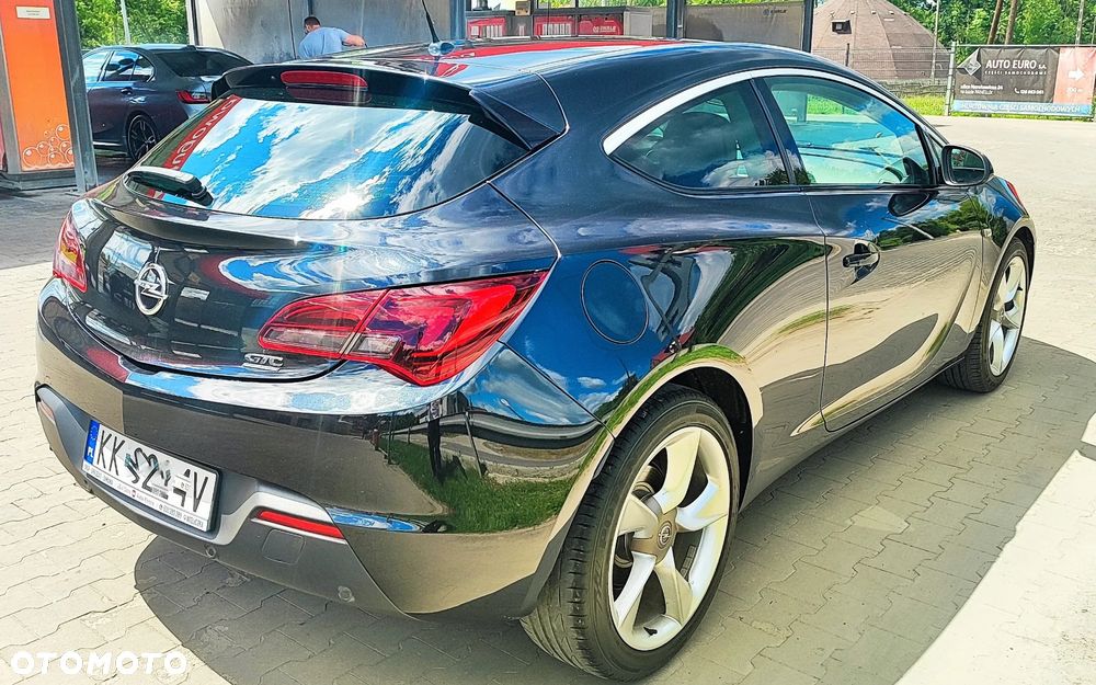 Opel Astra 1.4 Turbo Innovation - 17