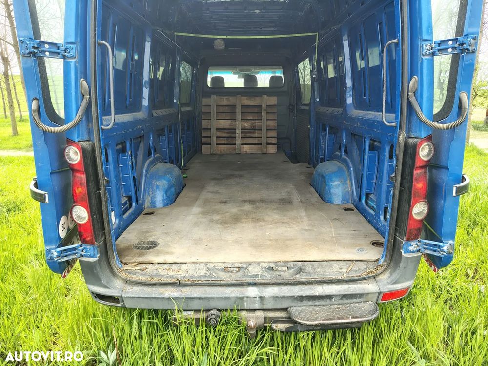 Volkswagen Crafter - 5