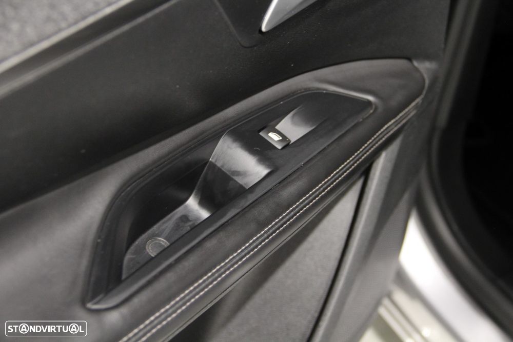 Peugeot 5008 BlueHDI 130 Allure Pack - 26