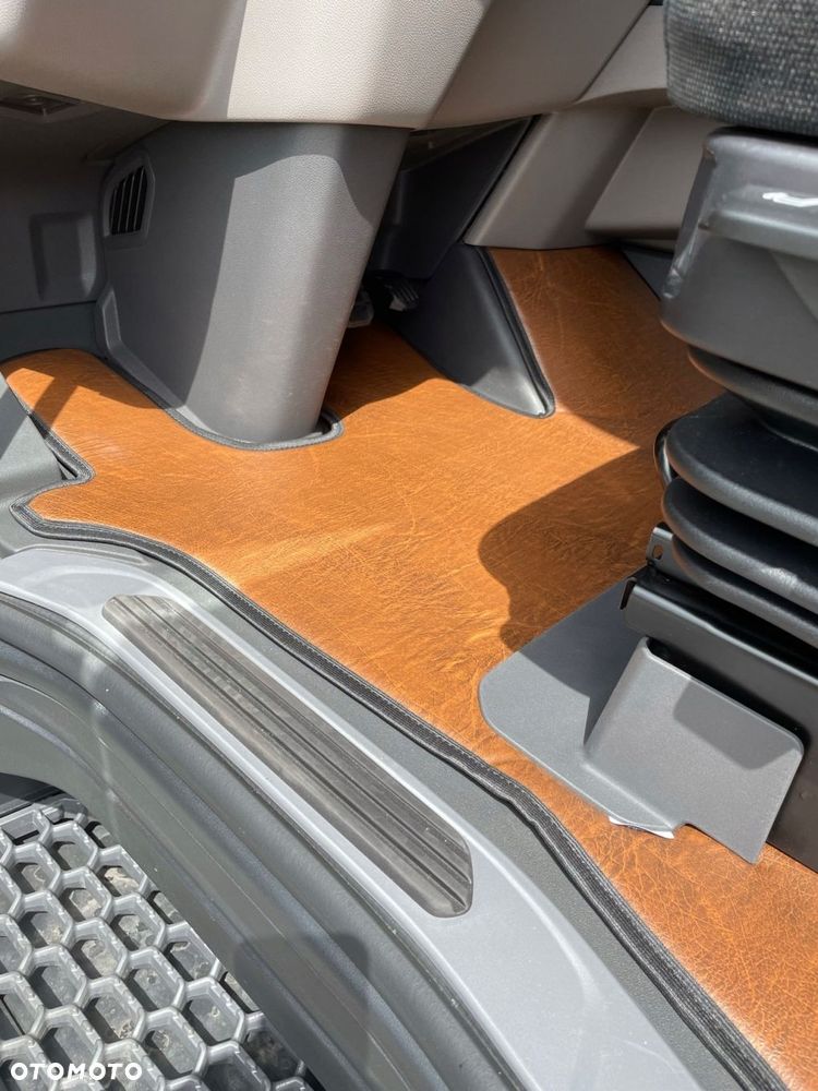 Scania S F. ?  - Gładkie + 3X Tarcza - - 7