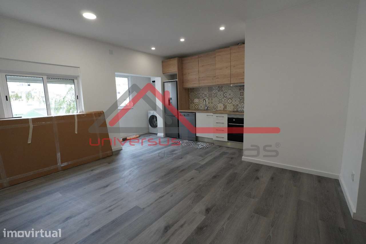 Apartamento T2 Remodelado na Baixa da Banheira - Moita - Grande imagem: 2/15