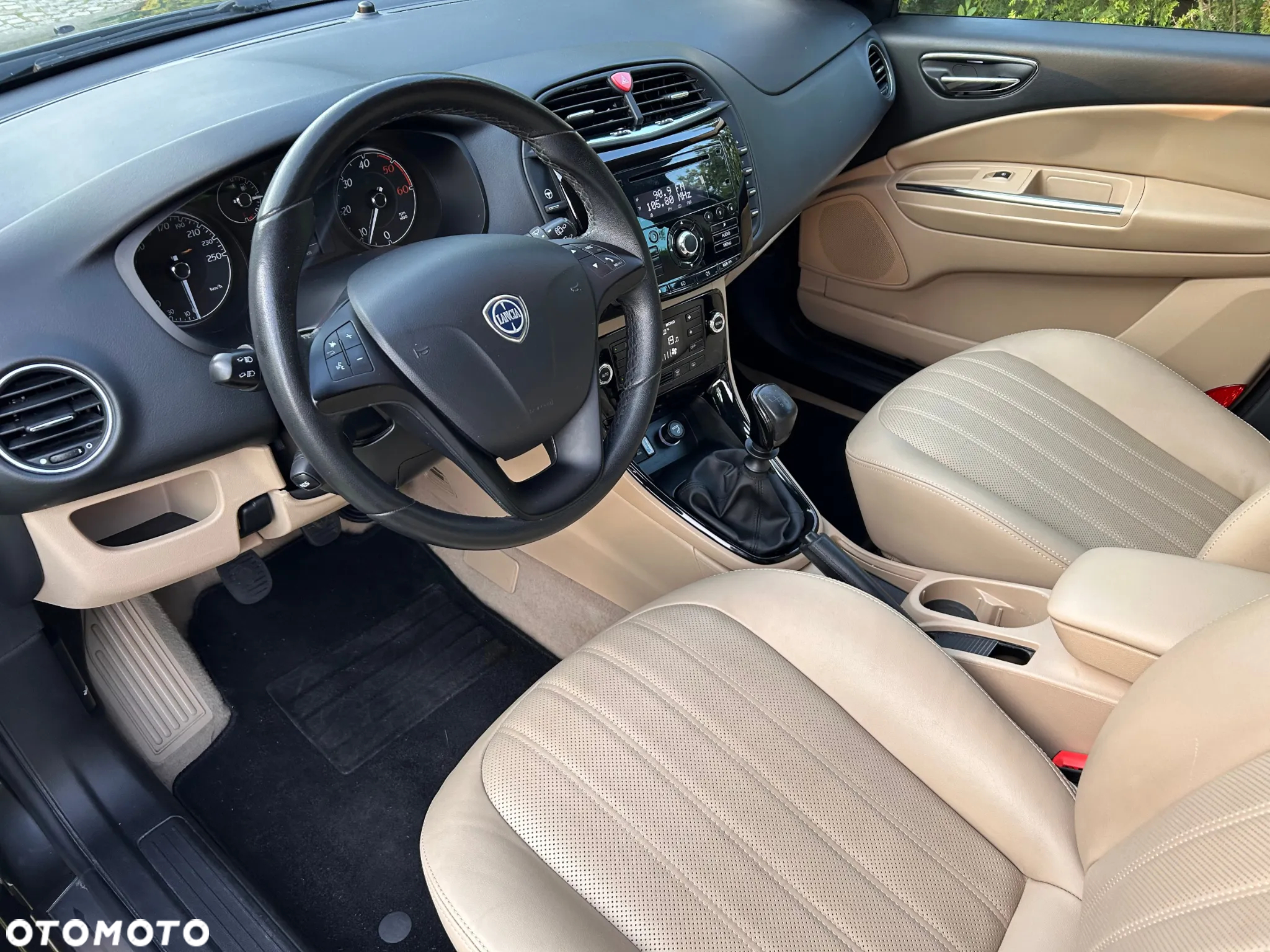 Lancia Delta 1.6 MultiJet 16v Oro - 9